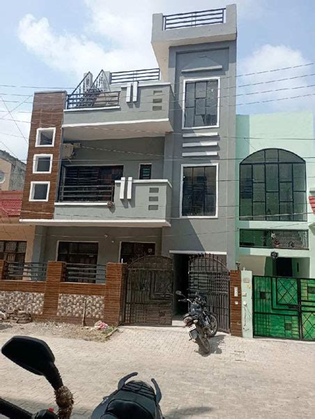 2bhk for rent in kharar.